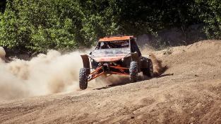 Buggy FunCruiser Lite 1600 оснащается 90-сильным двигателем